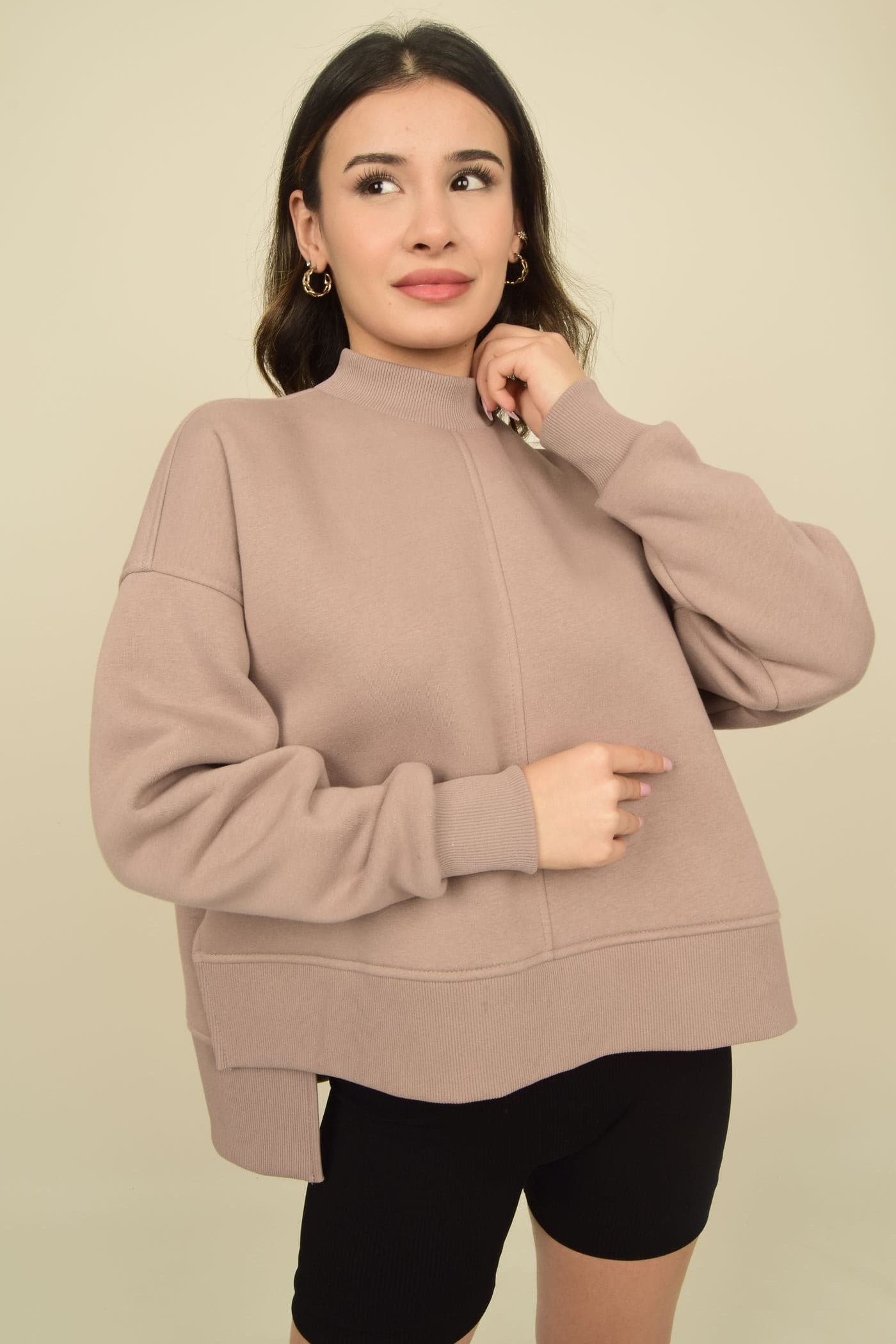 Balıkçı Yaka Yırtmaçlı Oversize Sweatshirt Görsel 26
